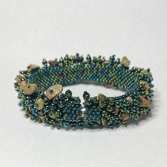 Agate Chip Stone And Iridescent Glass Seed Bead Bracelet Green Orange Brown - Picture 4 of 5